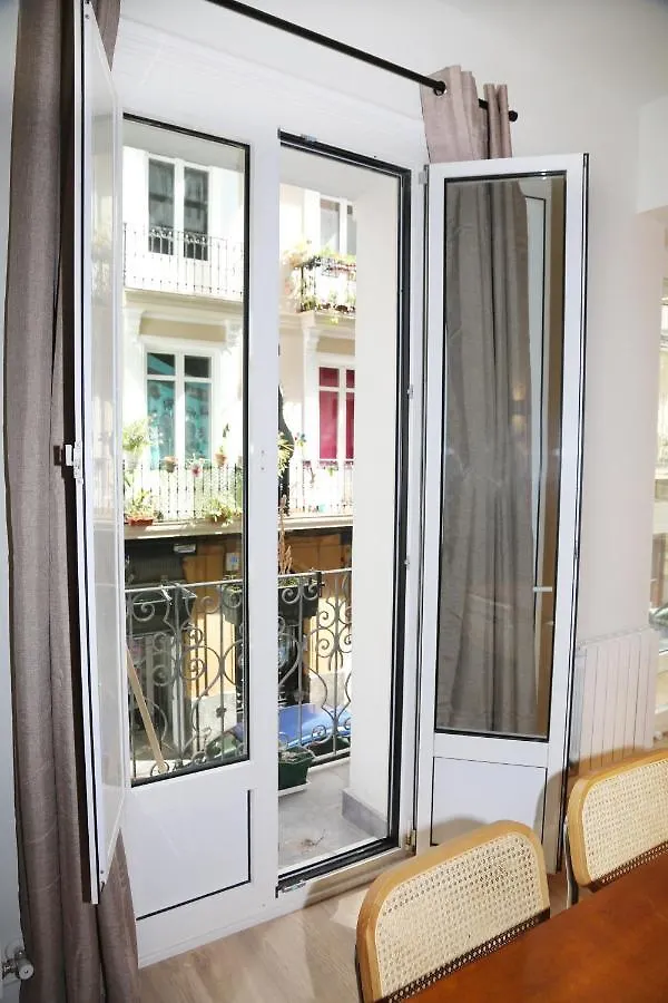 Piso Boutique Frente Al Casco Viejo De Bilbao Apartment Spain